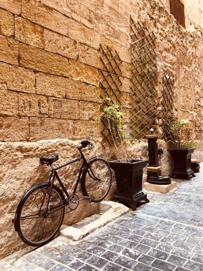 Ferienwohnung 10 La Ruelle Valletta Exterior foto
